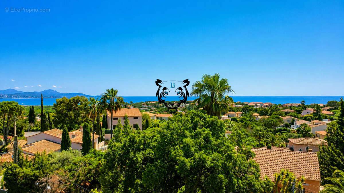 Maison à FREJUS