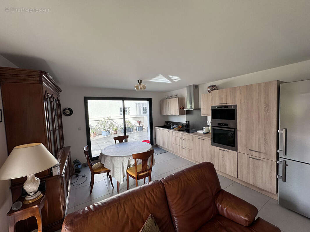Appartement à GUILHERAND-GRANGES