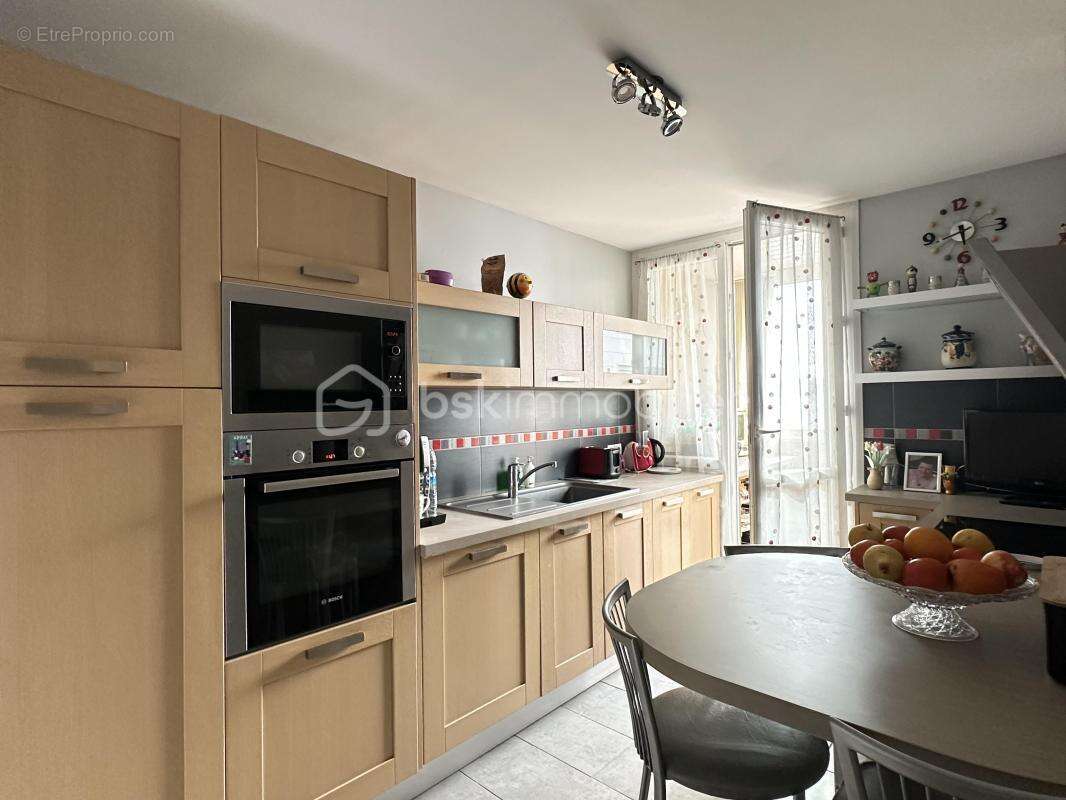 Appartement à SAINT-PIERRE-DES-CORPS