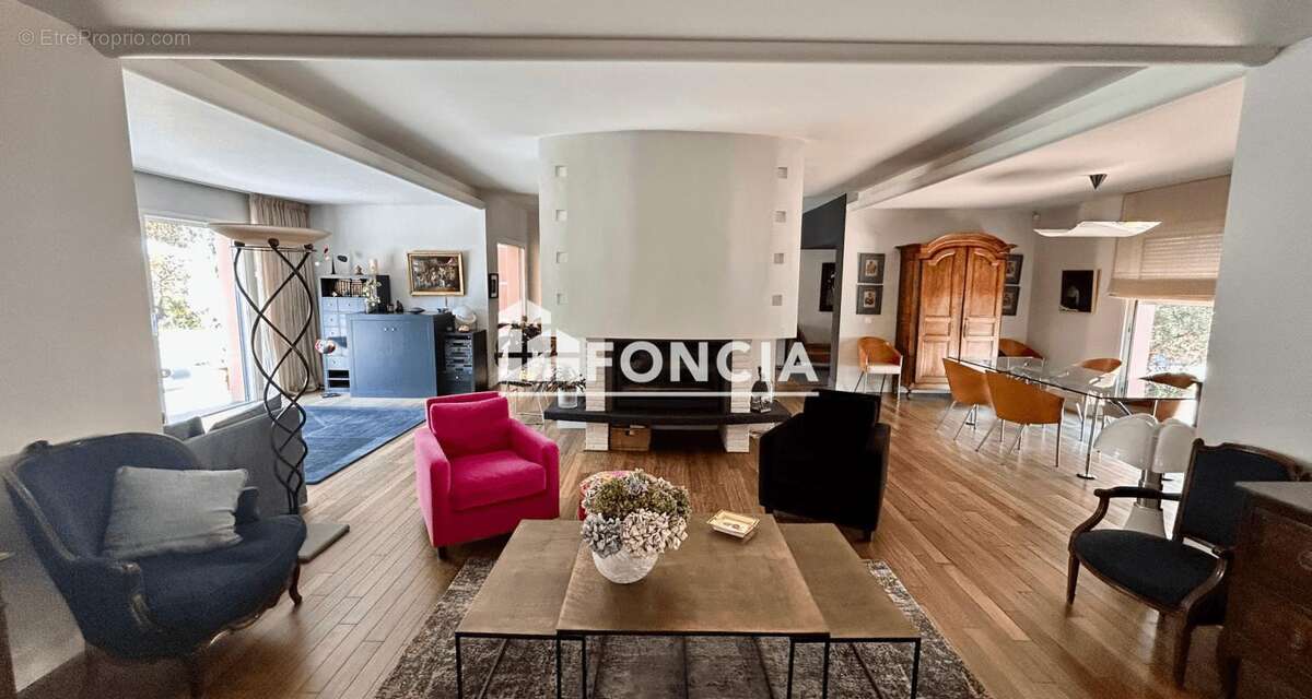 Maison à CASTELMAUROU