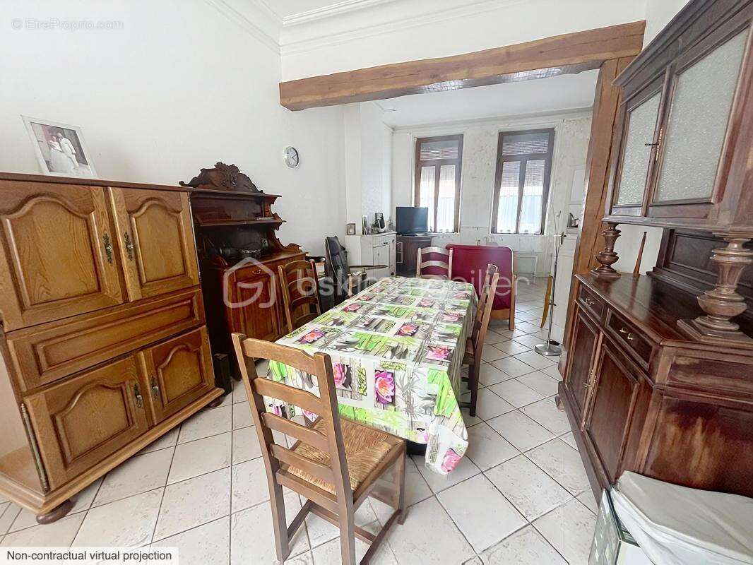 En exclusivite, maison avec garage et jardin - photo 8