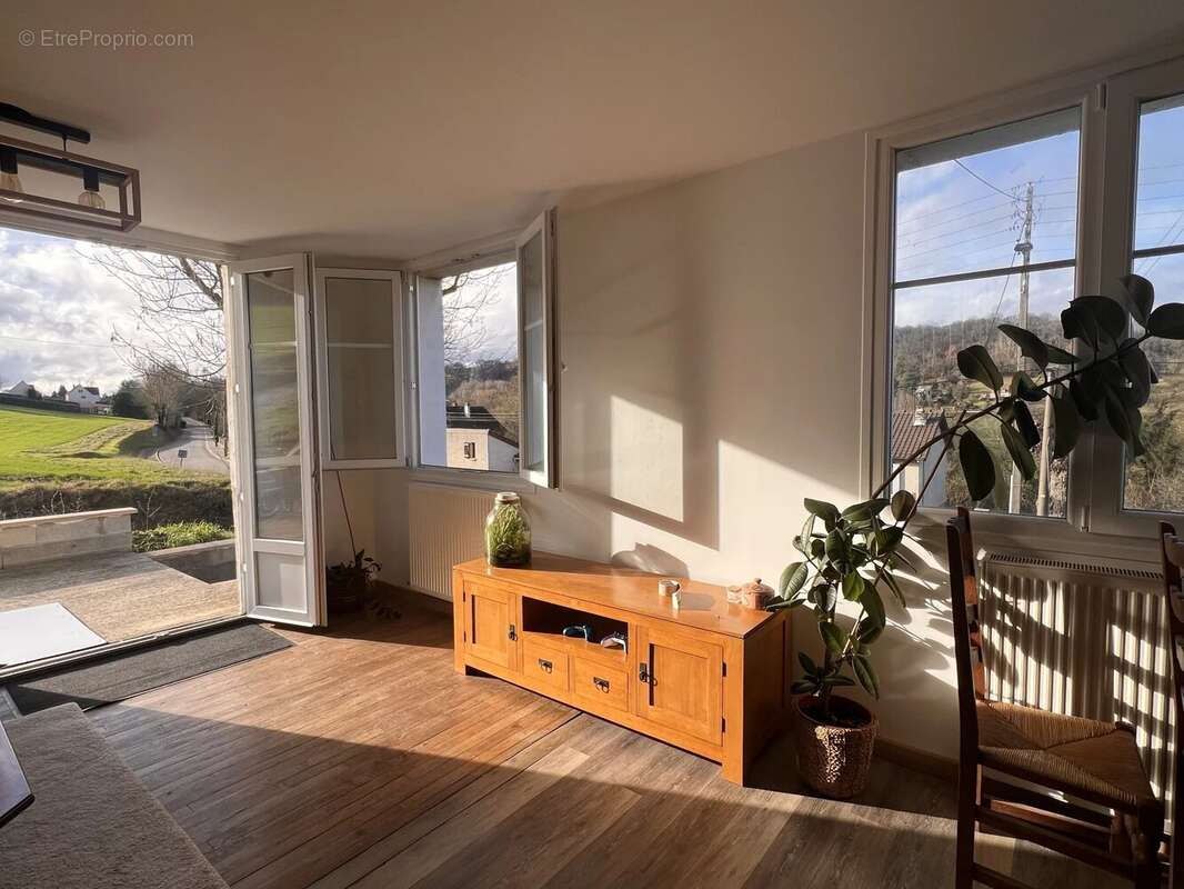 Maison à AUFFREVILLE-BRASSEUIL