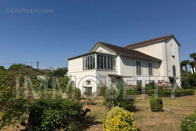 Maison à JURANCON