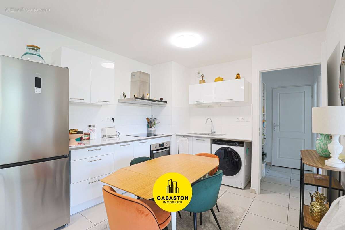 Appartement 54 m² à Marseille-12e  - photo 7