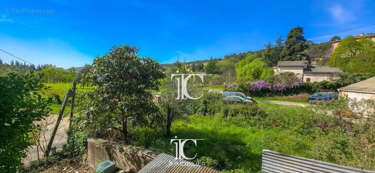 Maison à SAINT-PAUL-LE-JEUNE