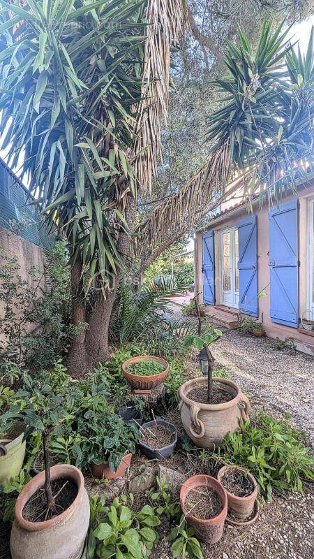 Maison à SIX-FOURS-LES-PLAGES