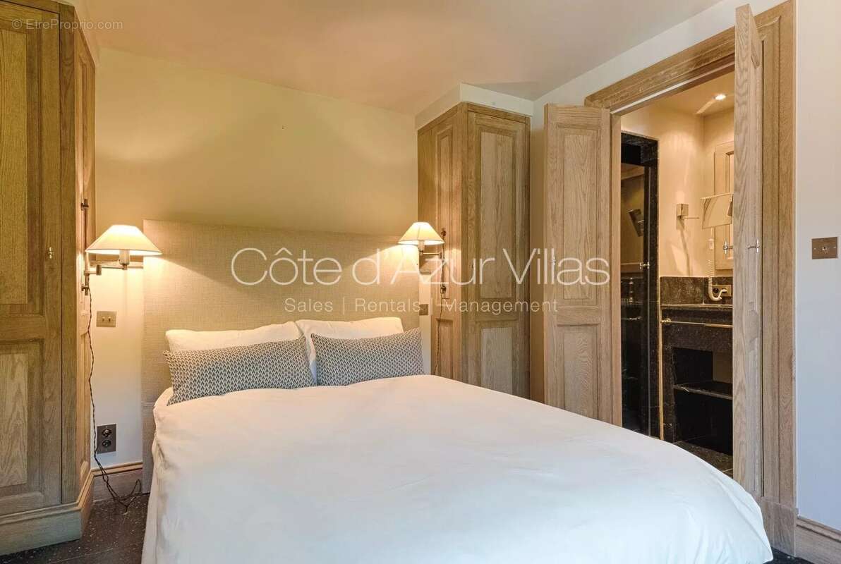 Maison à MOUGINS
