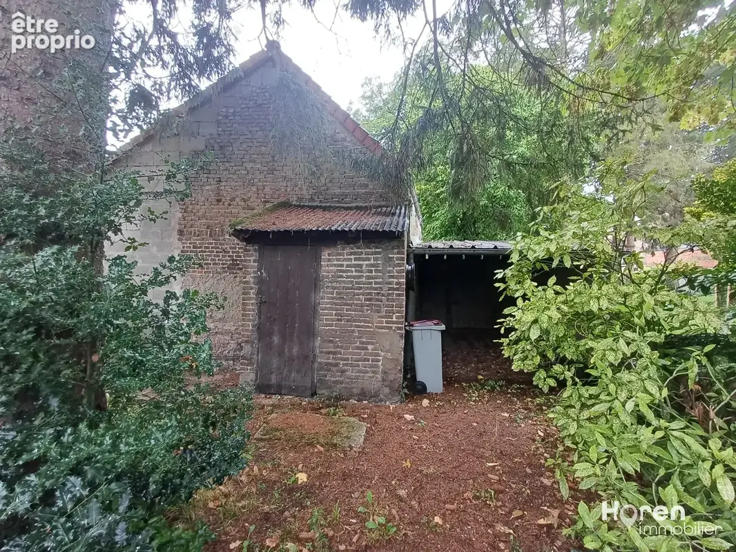 Maison centre ville a renover jardin et garage - photo 5