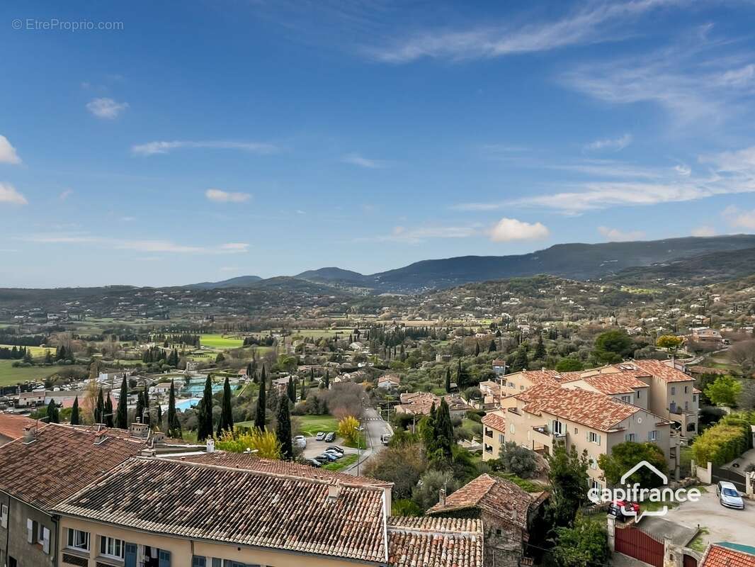 Appartement de charme 4 pièces avec terrasses et vue exceptionnelle à FAYENCE (83) - photo 2