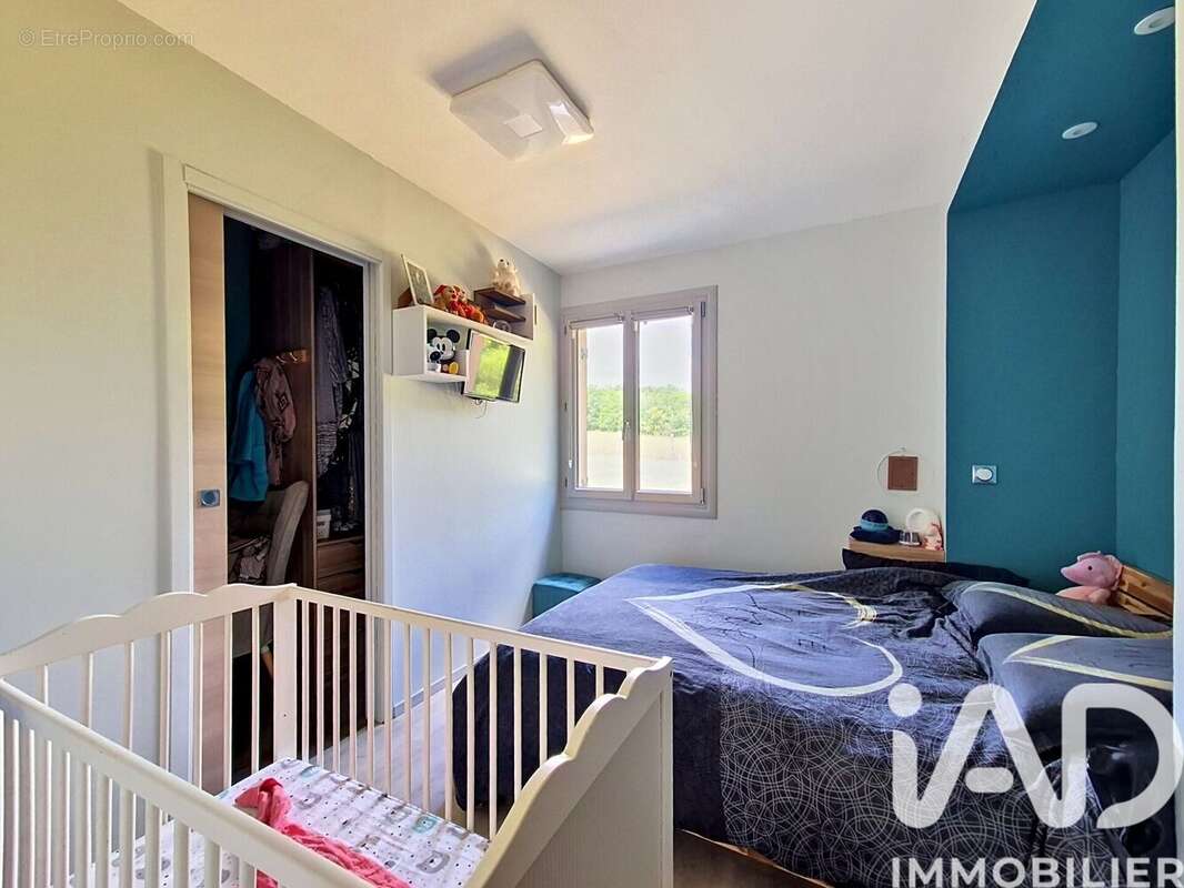 Maison 119 m² à Neuilly-Le-Real  - photo 7