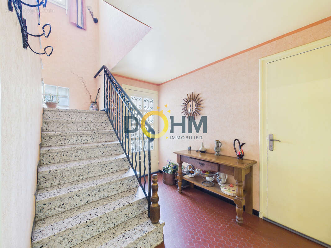 Maison 5 pièces 129m2 avec dépendances - photo 5