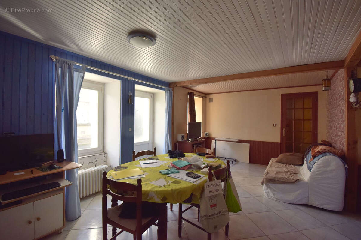 Maison à MONTBERT