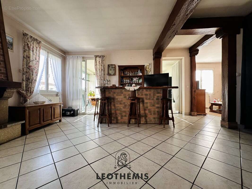 Maison à LA TREMBLADE