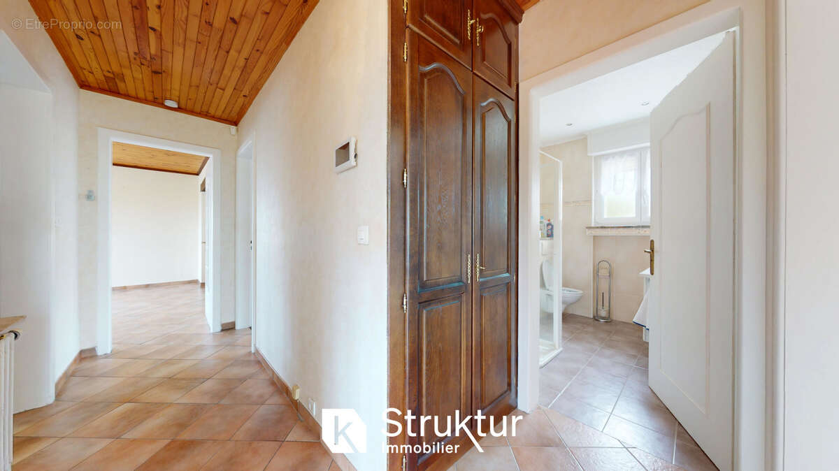 Maison individuelle ( + Possiblité parcelle à batir ) - photo 11