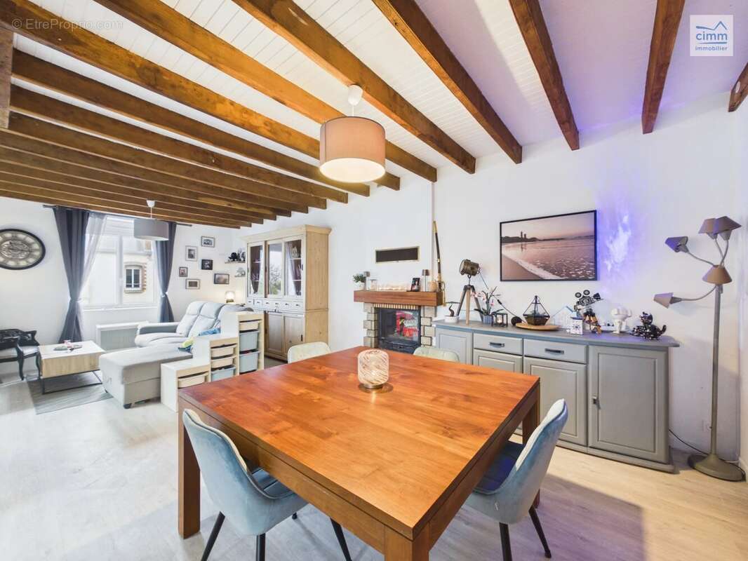 Maison à SAINT-SEGLIN