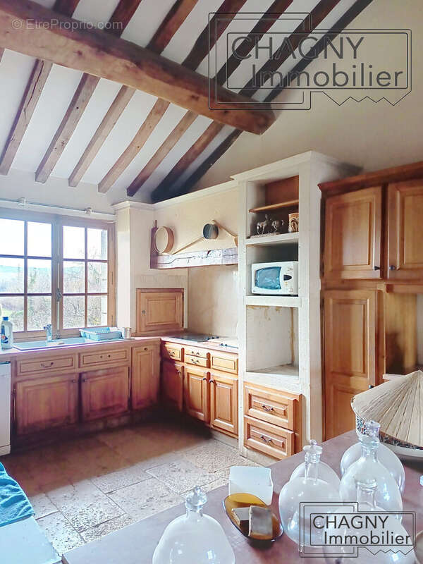 Maison à CORPEAU