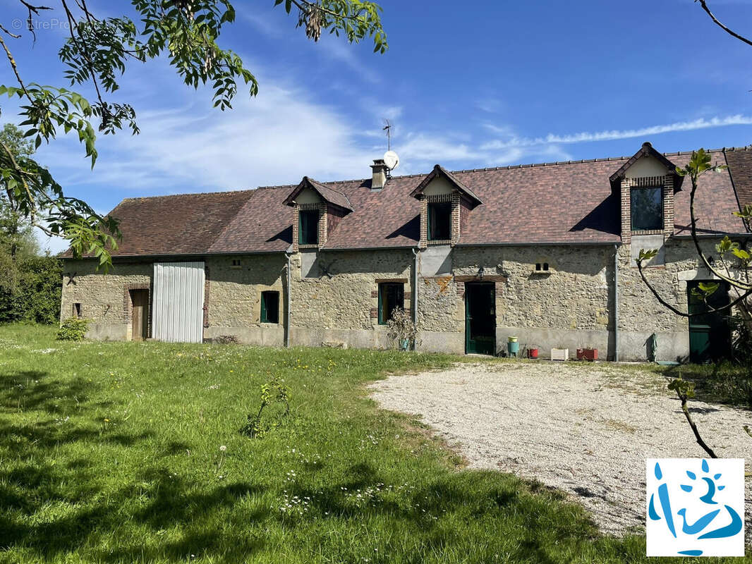 Maison à MORTAGNE-AU-PERCHE