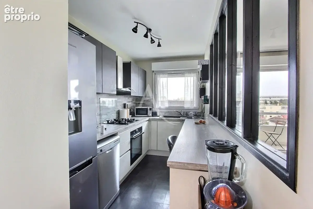 Centre ville avec toutes commodites - joli 3 pièces de 61,54m2 - photo 8