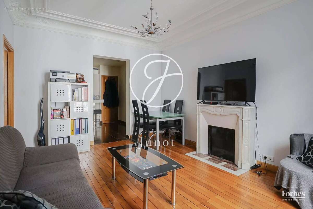 Appartement à PARIS-6E