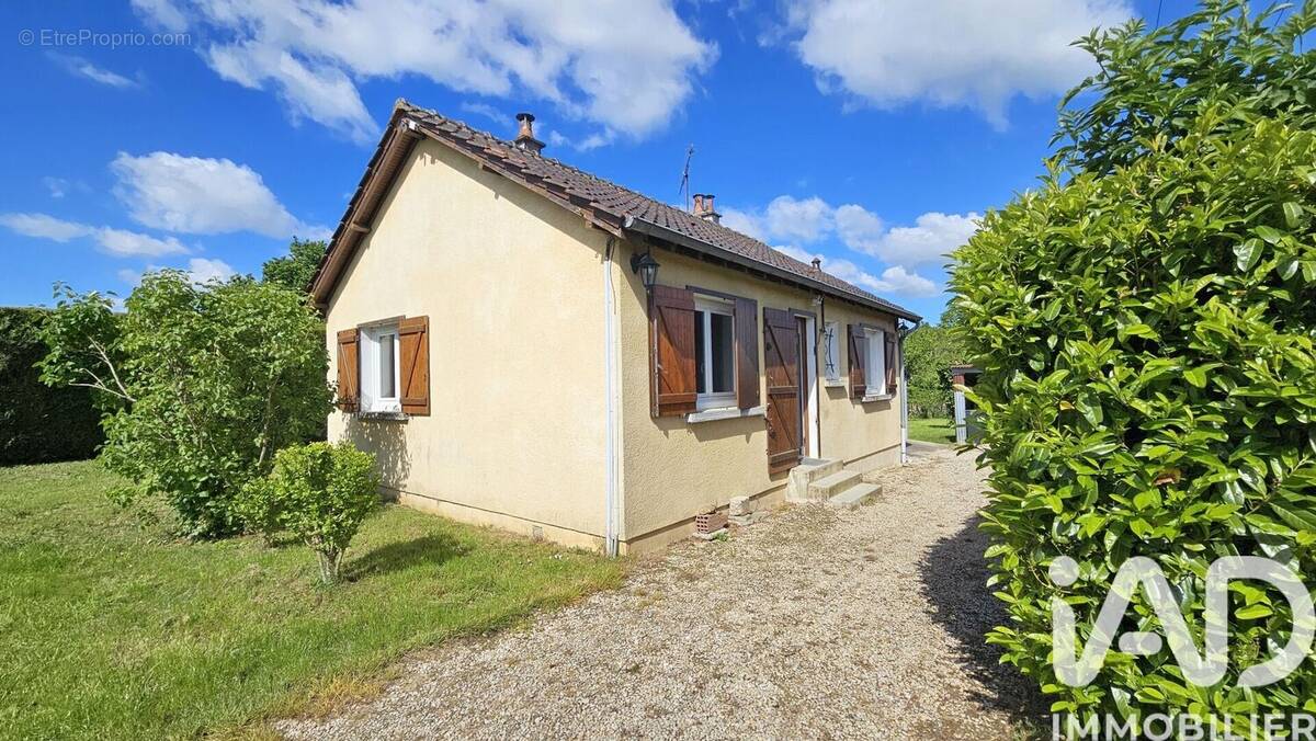 Photo 1 - Maison à LA FERTE-GAUCHER