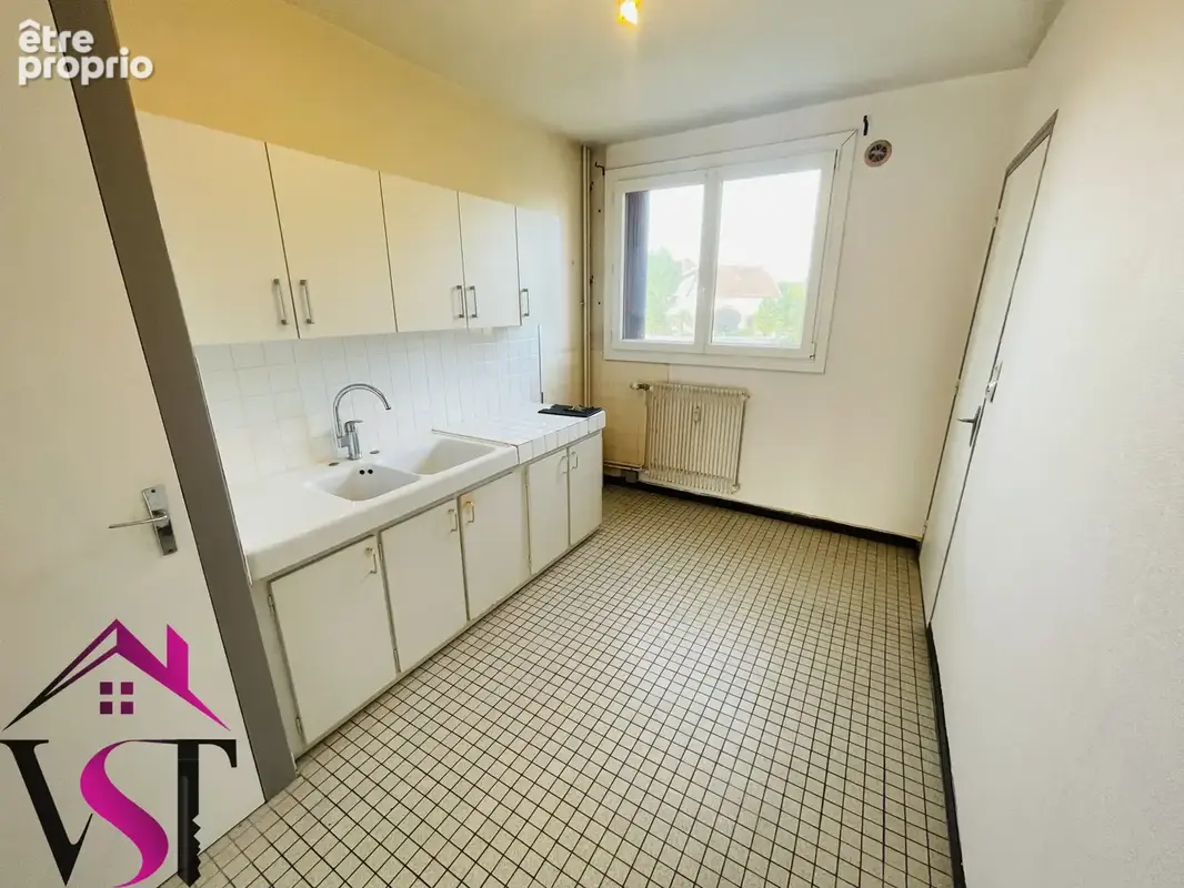 Appartement de type 3, avec balcon, garage et cave - photo 2