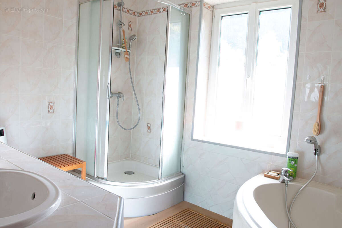 Maison Saint Beron 5 pièces 118m² avec terrain garage et dépendances - photo 14