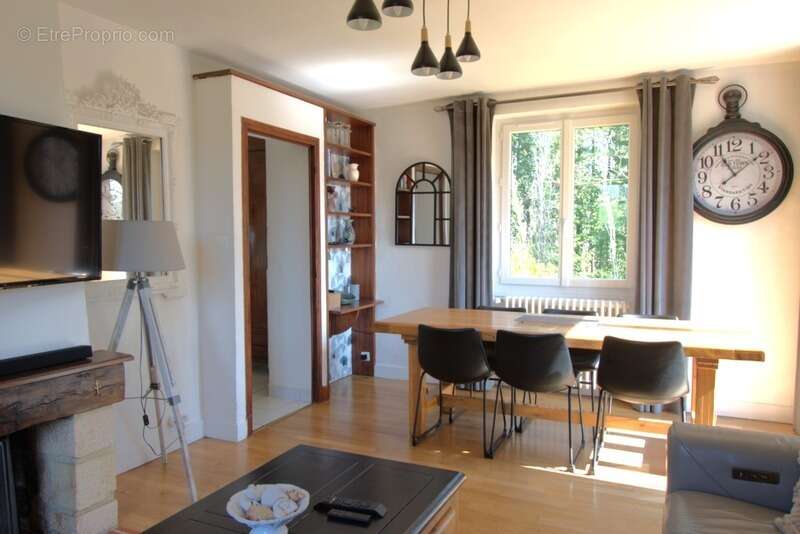 Maison à LE LARDIN-SAINT-LAZARE