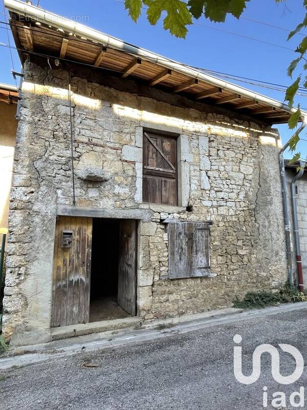 Photo 1 - Maison à NEUVILLE-SUR-AIN