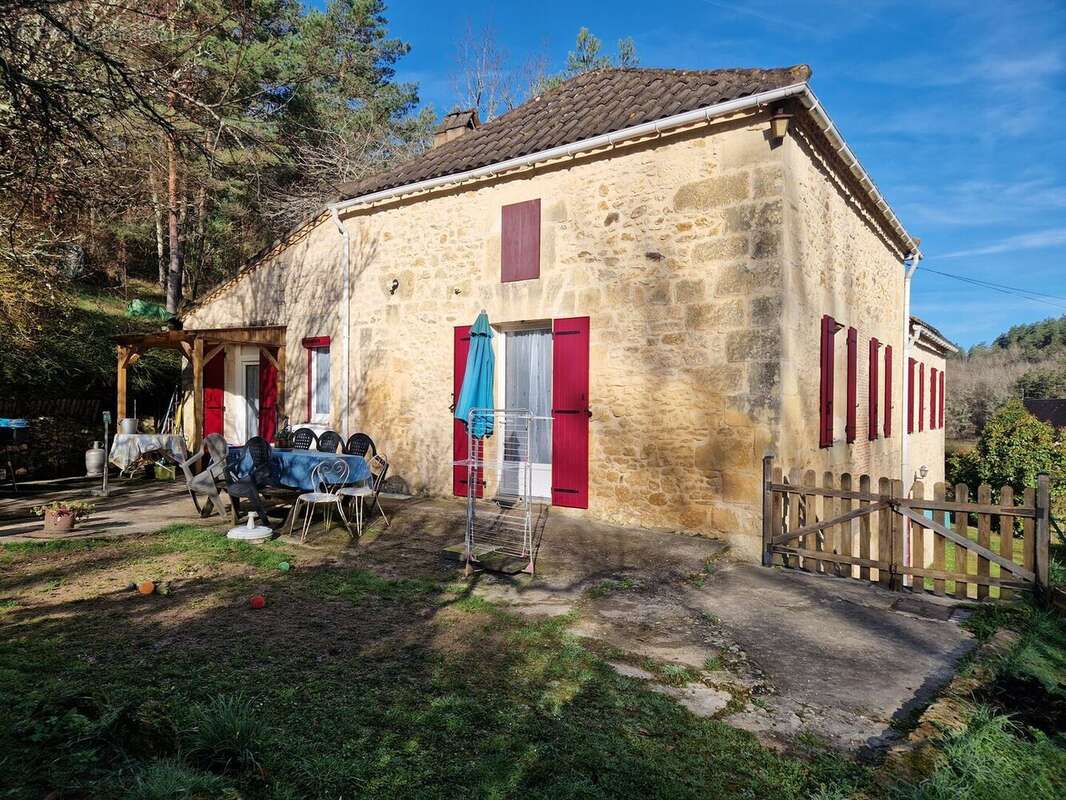 20260224100558 - Maison à CAMPAGNE