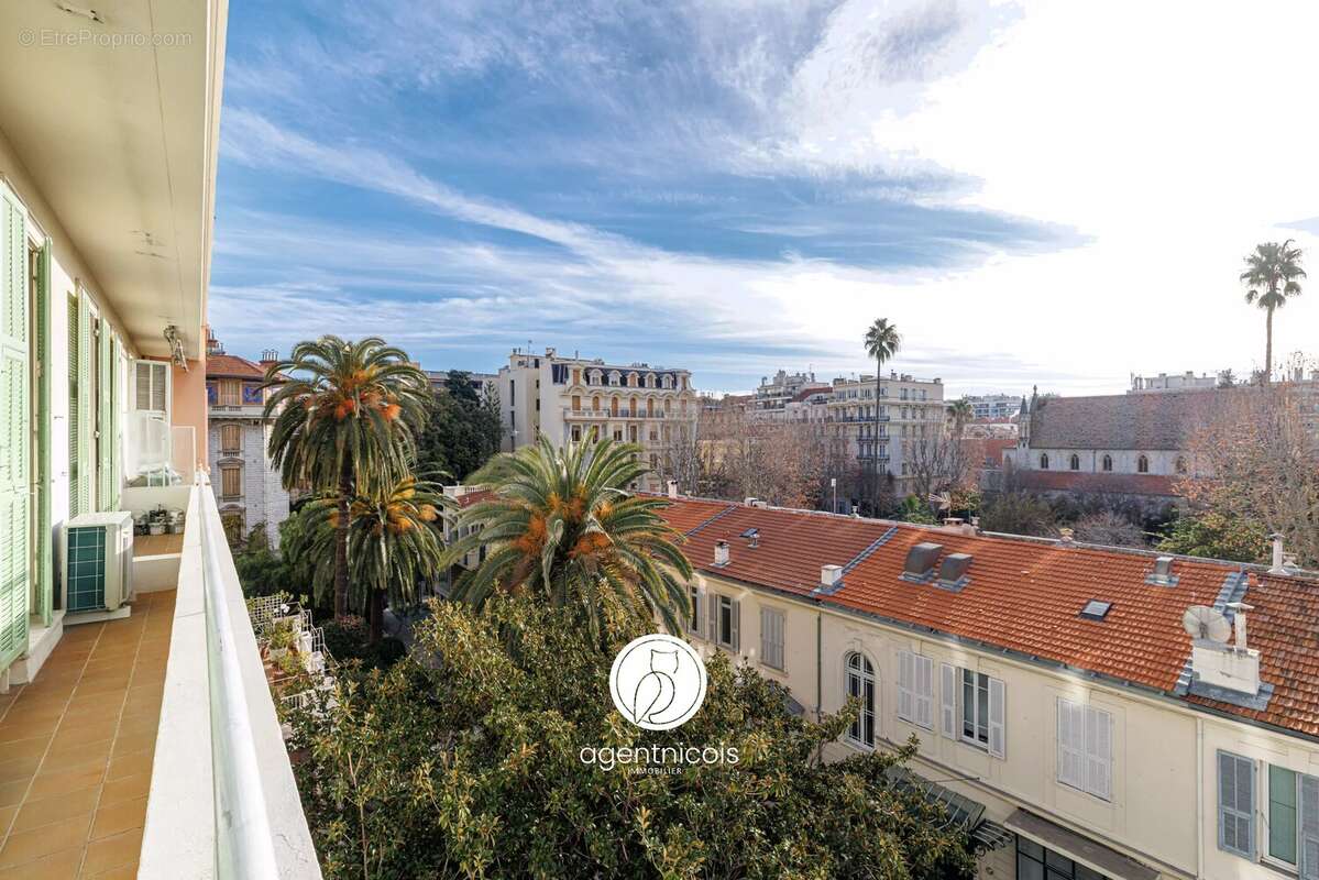Appartement à NICE