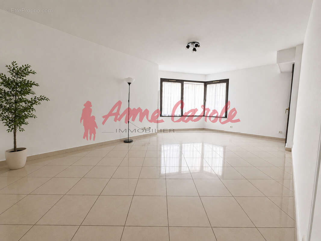 APPARTEMENT 2 PIECES 48 M2 avec balcon cave - photo 2