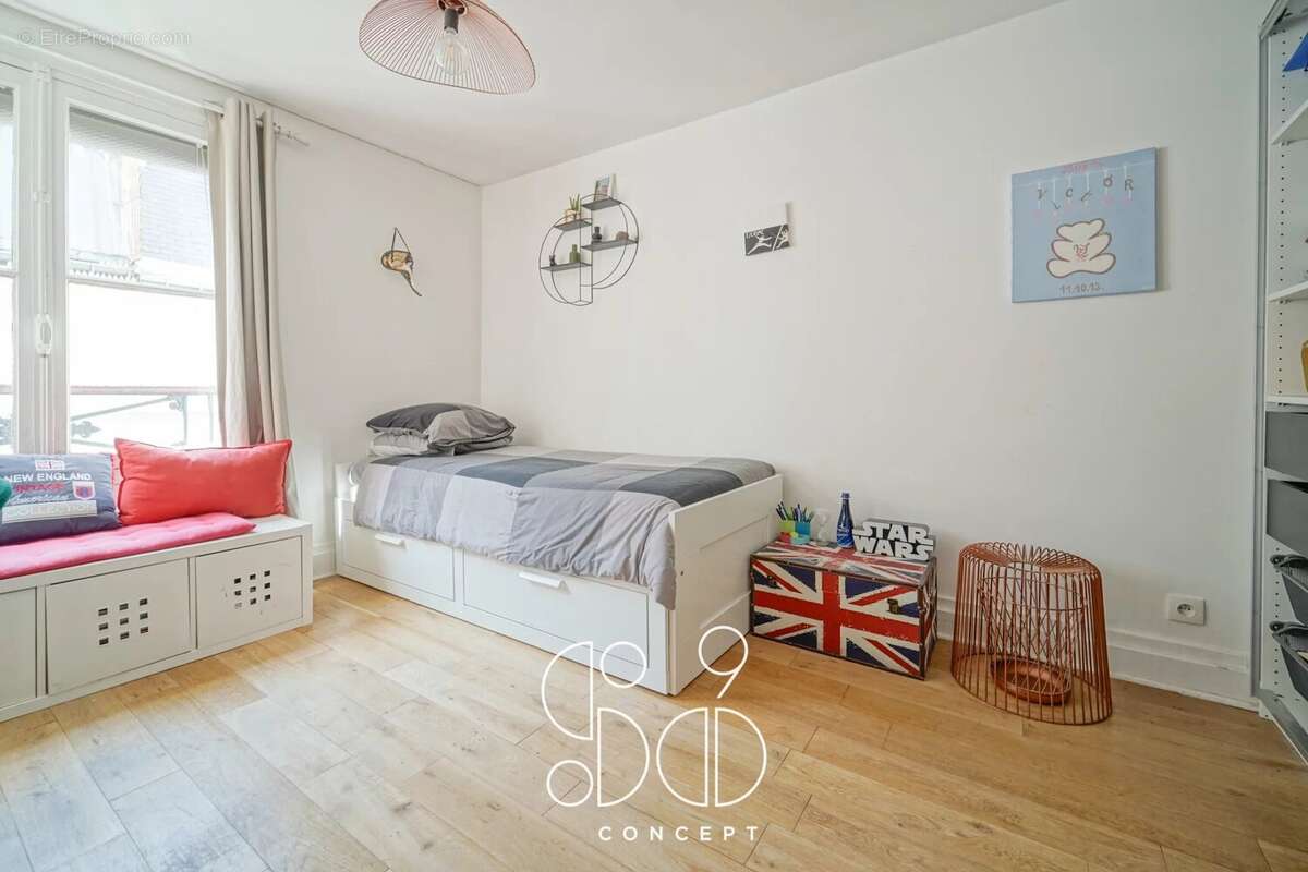Appartement à PARIS-9E
