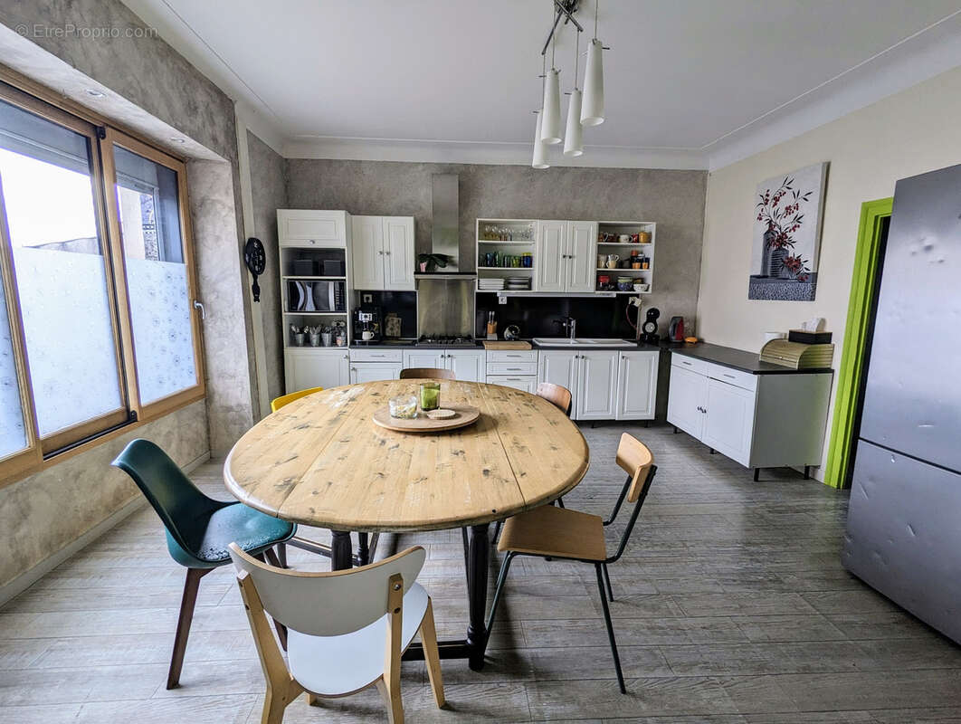 Maison à BAZOGES-EN-PAILLERS