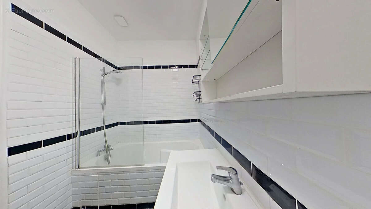 Appartement à LYON-8E