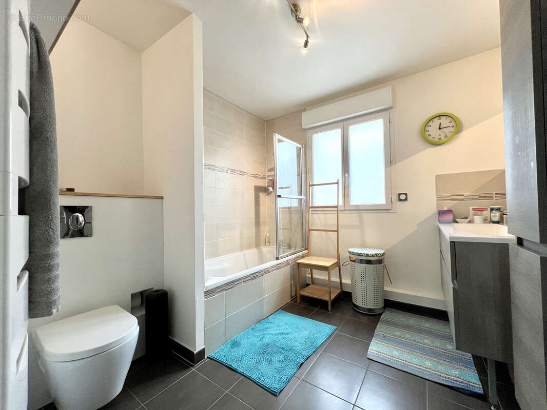 Maison à SAINT-JEAN-DE-BEAUREGARD