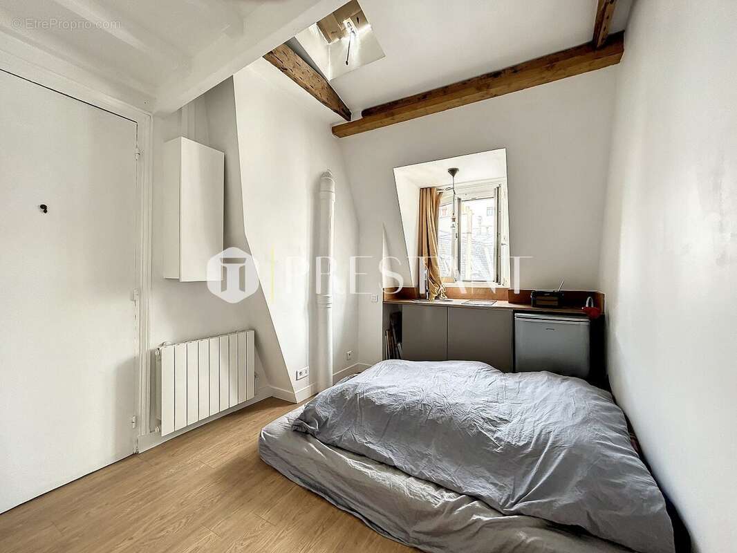 Appartement à PARIS-10E