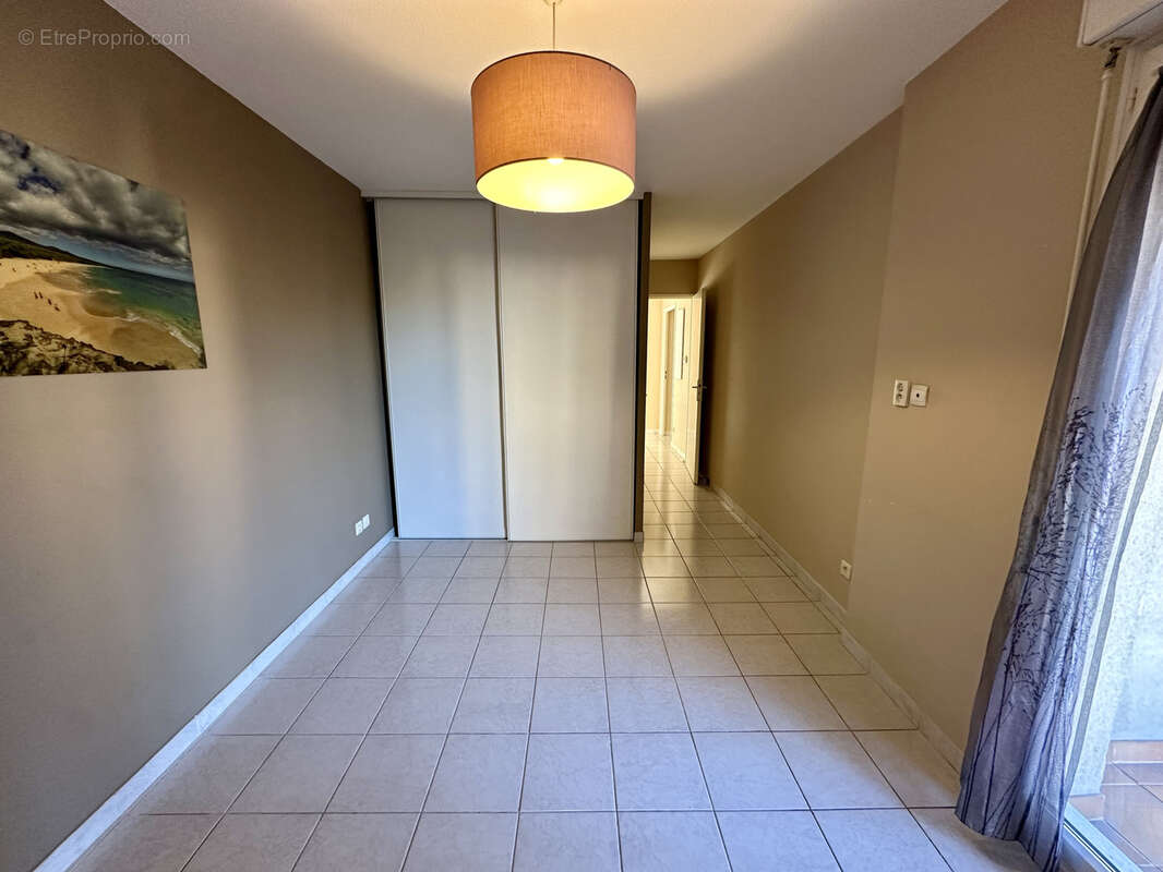 Appartement à MARSEILLE-10E