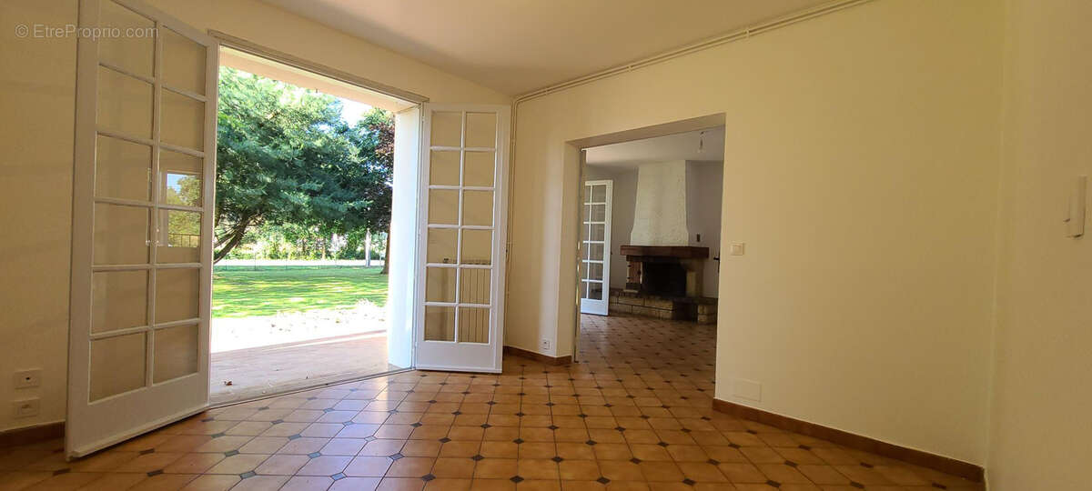 Maison à BEAUCHALOT
