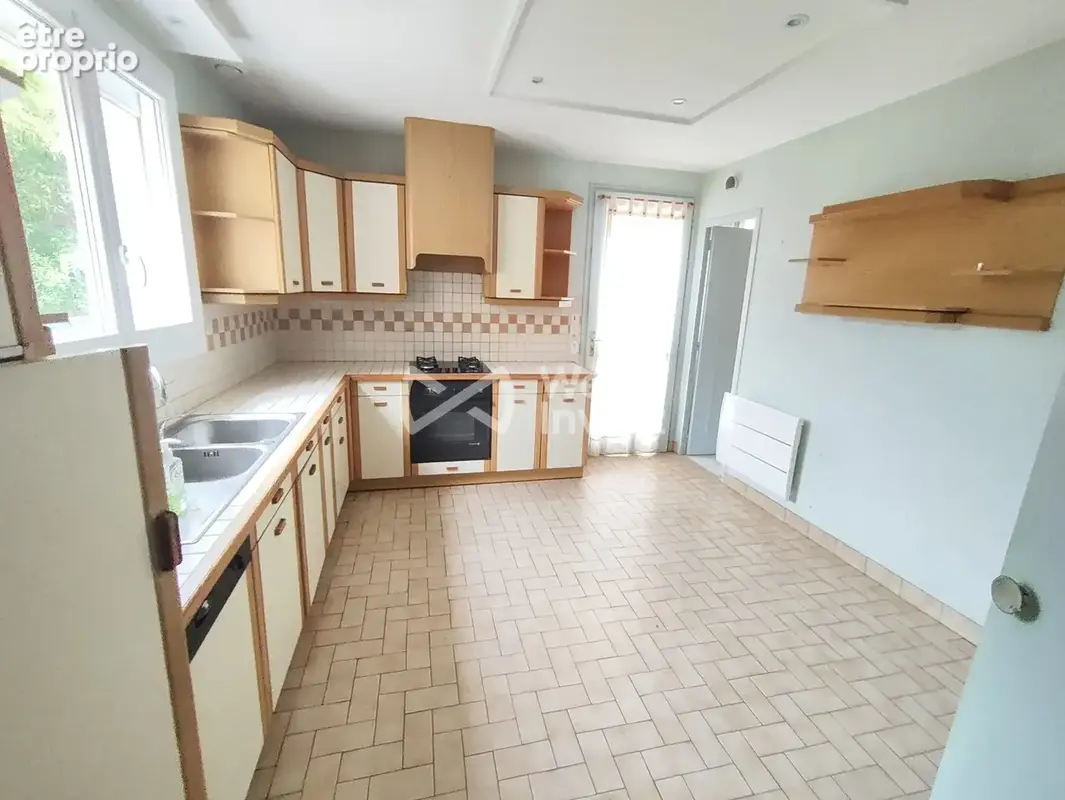 Maison 5 pièces 103 m² à vendre à Laval (53000) - photo 4