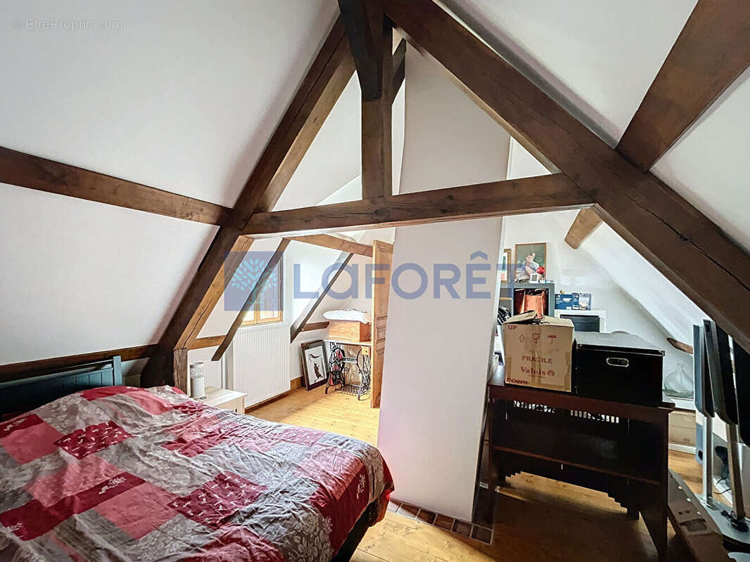 Maison à SAINT-OUEN-D'ATTEZ