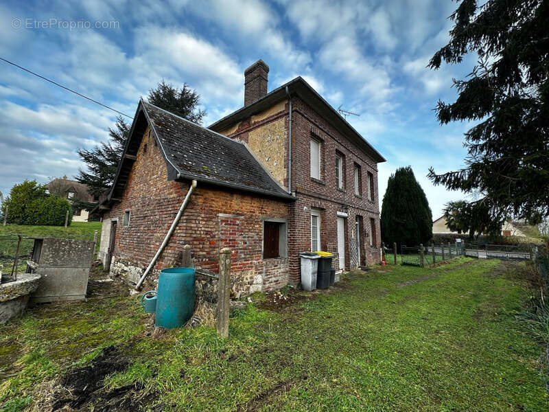 Maison à BOURG-ACHARD