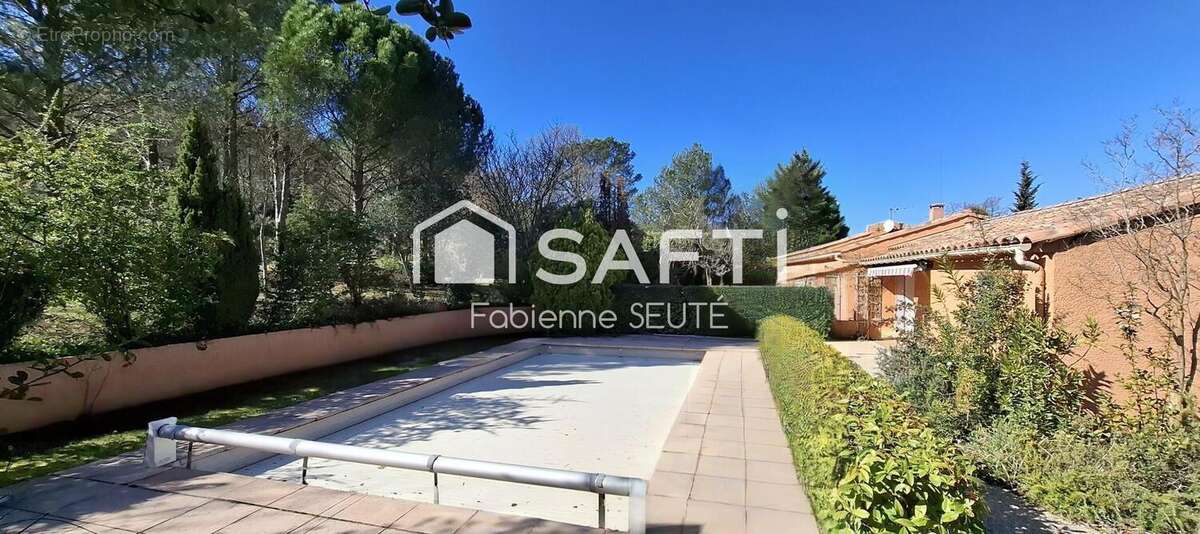 Photo 2 - Maison à PERNES-LES-FONTAINES