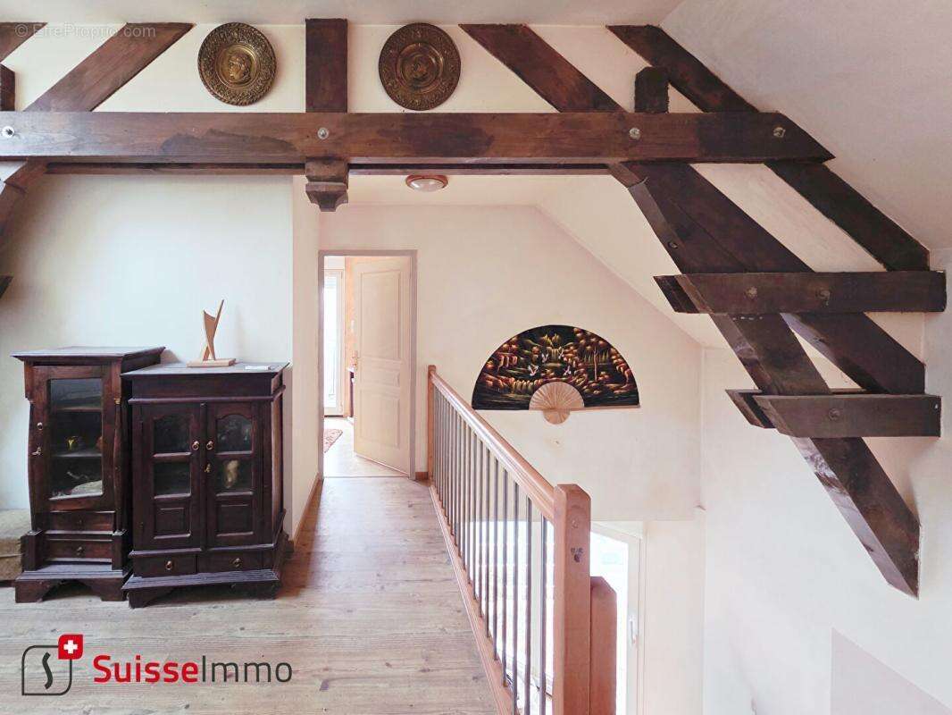 Maison à MONTBOUTON