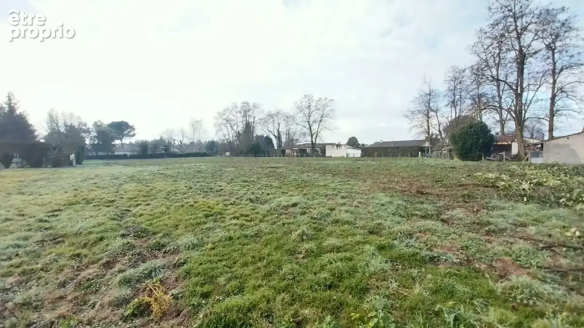 Terrain à SAINT-MEDARD-DE-MUSSIDAN