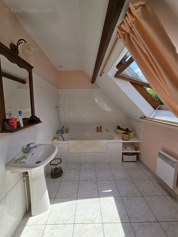 Pavillon familial indépendant de 118m2, 3 chambres, terrain de de 1260m2. - photo 16