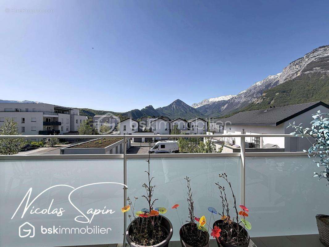 Appartement à VARCES-ALLIERES-ET-RISSET