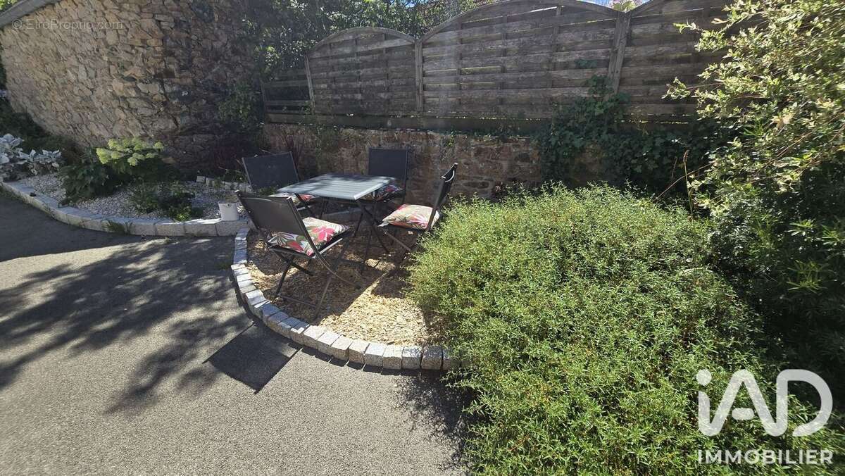 Maison 90 m² à Quemperven  - photo 2