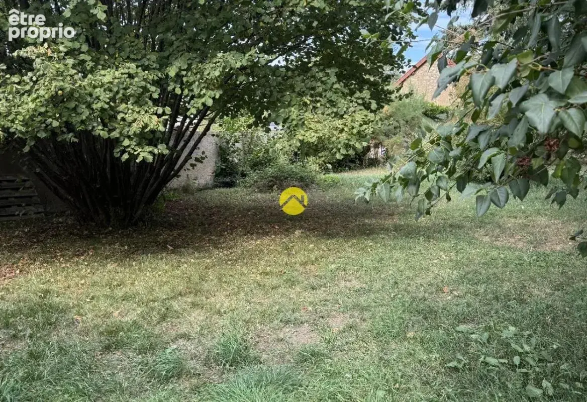 Maison 4 pièces 87 m² à vendre à La Guerche-Sur-L'aubois (18150) - photo 2