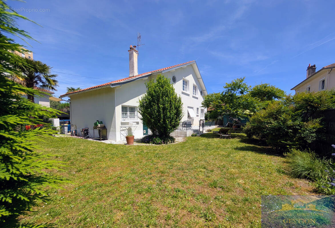 Maison à TARBES