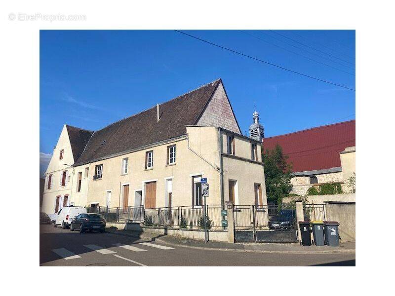 Appartement à SENS